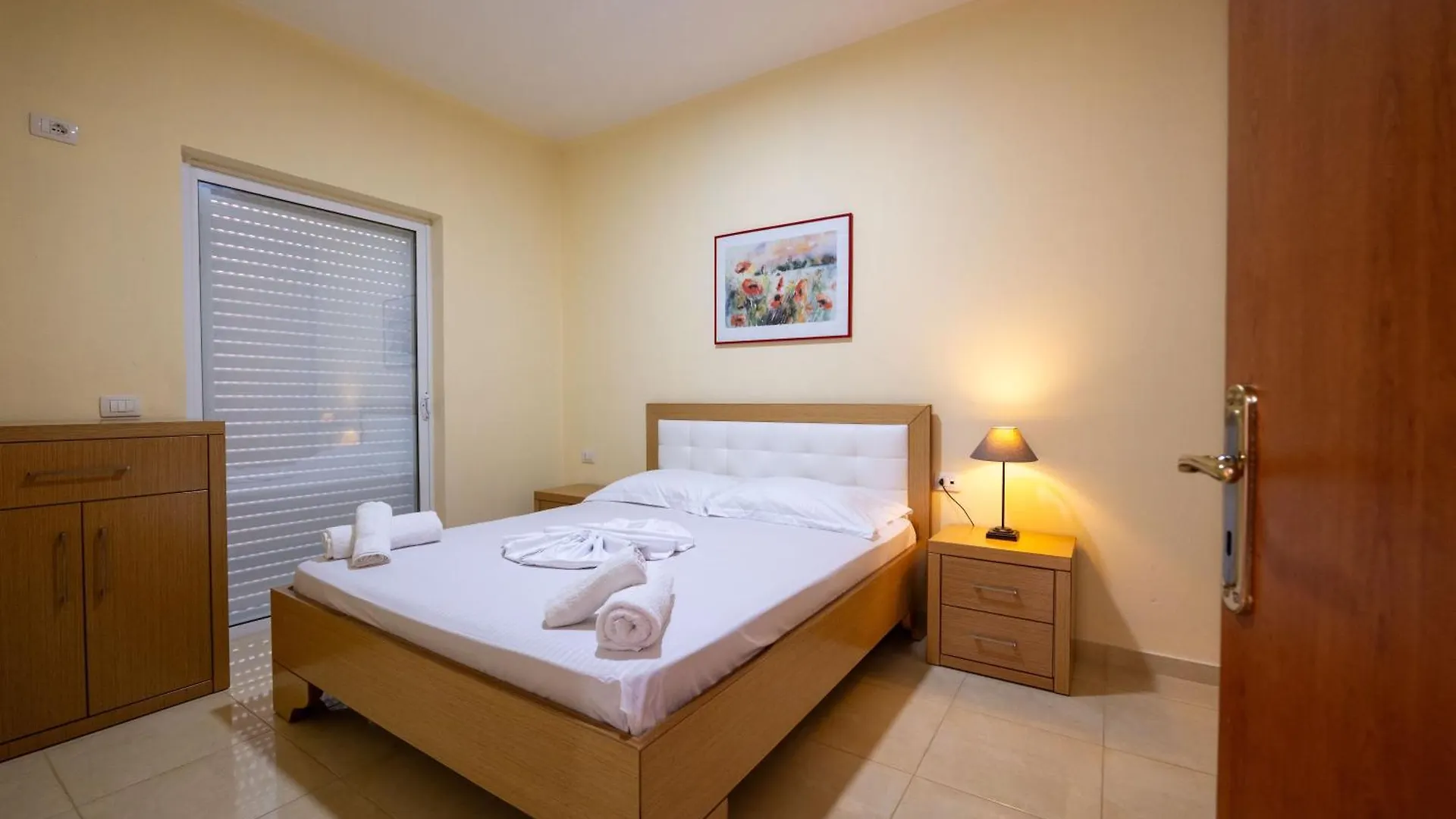 Starlight Apartments 1 Saranda