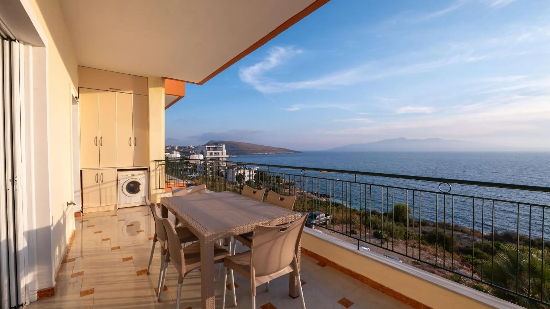 Starlight Apartments 1 Saranda