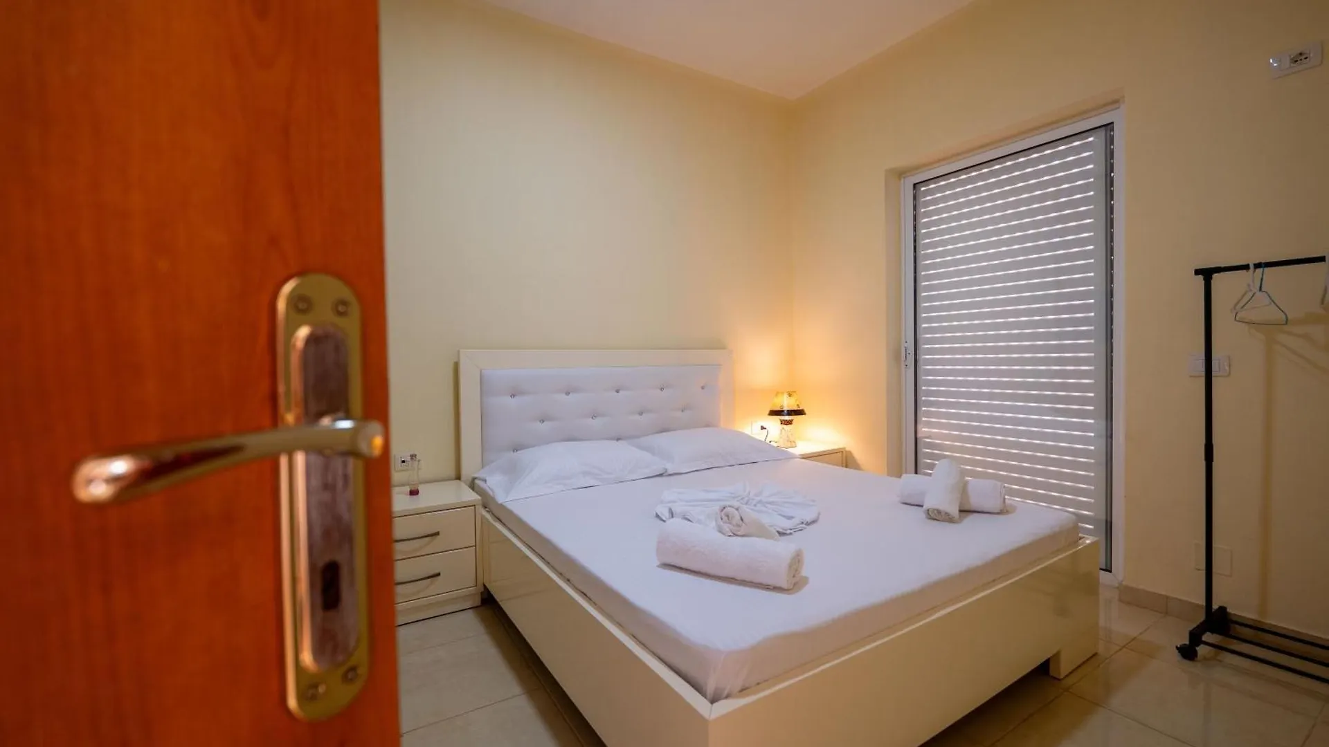Starlight Apartments 1 Saranda