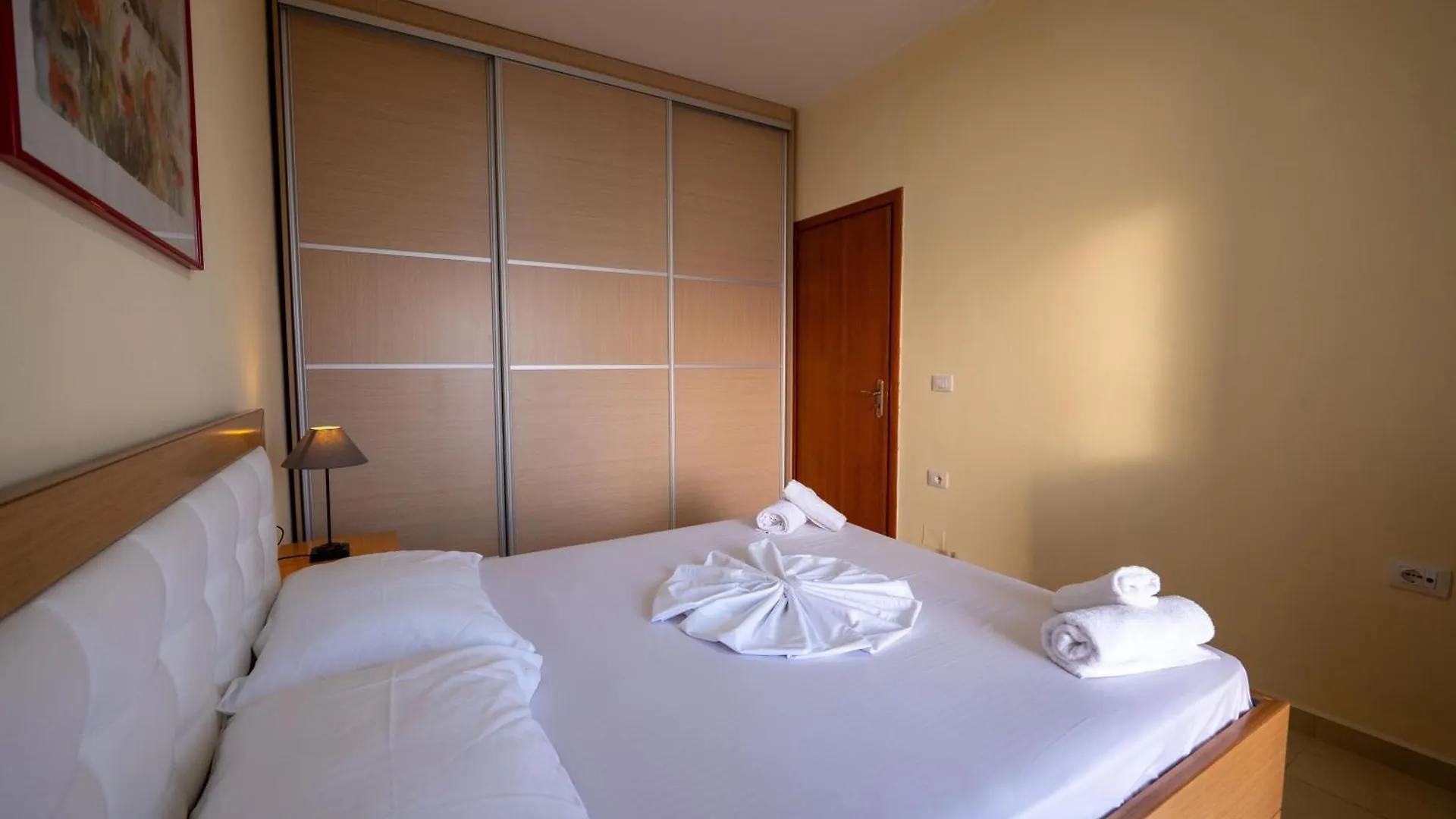 Starlight Apartments 1 Saranda Albánia