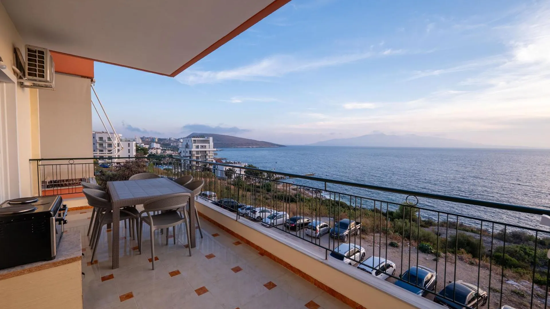 Starlight Apartments 1 Saranda 0*,
